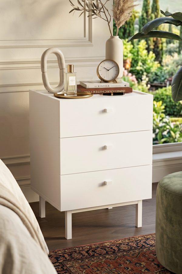 Luke Komodin 3 Çekmeceli Ahşap Ayaklı Beyaz LK2-W